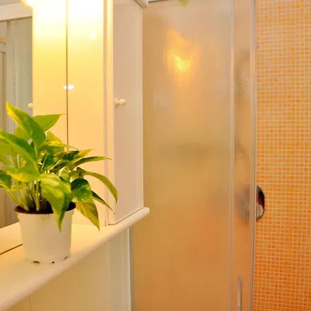 Modern With Seaview Balcony 아파트