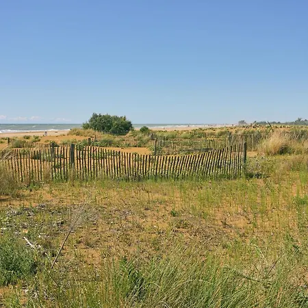 Modern With Seaview Balcony 비비오네