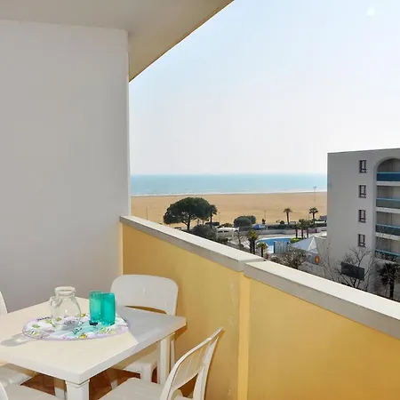 Modern With Side Sea View Balcony Apartman