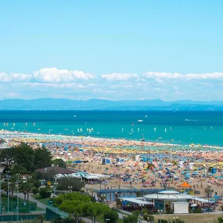 Apartman Modern With Side Sea View Balcony